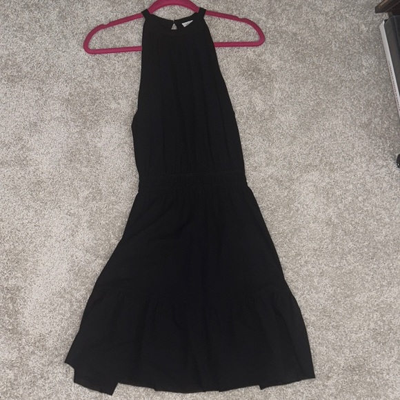 Aritzia Wilfred Tiered Halter Dress - Picture 1 of 4